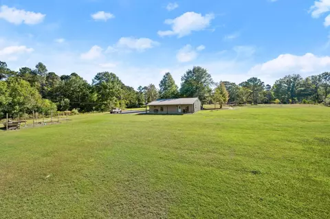 19567 Liberty Rd, Pride, LA 70770