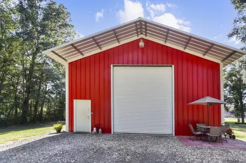 10300 Mccullough Rd, Zachary, LA 70791