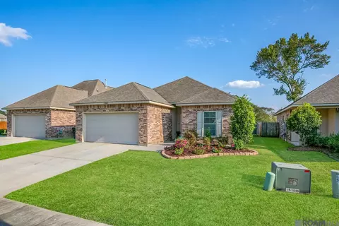 12648 Fairwood Ct, Baton Rouge, LA 70816