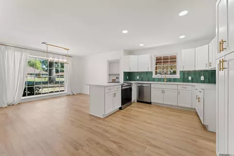 2829 Saratoga Dr, Baton Rouge, LA 70808