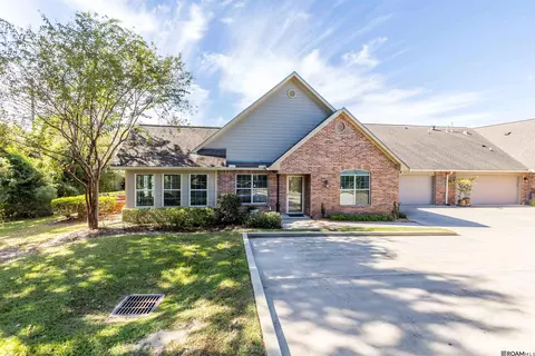 7111 Village Charmant # 58, Baton Rouge, LA 70809
