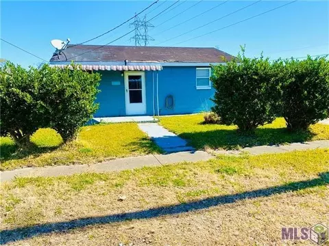 1733 Esther St, Harvey, LA 70058