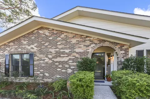 2402 Shadowbrook Dr # 64, Baton Rouge, LA 70816