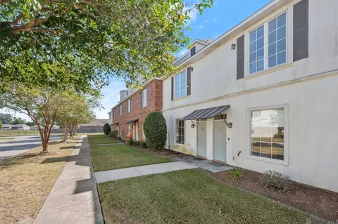 4000 Lake Beau Pre # 132, Baton Rouge, LA 70820