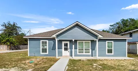 6054 Convent St, Napoleonville, LA 70390