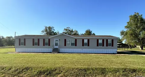 77580 Jacob St, Maringouin, LA 70757