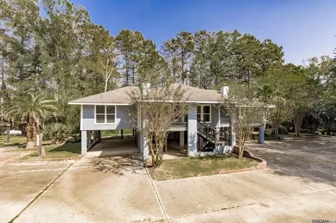 14620 Louise St, Port Vincent, LA 70726