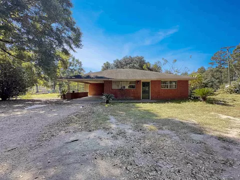 11806 Springfield Rd, Denham Springs, LA 70706