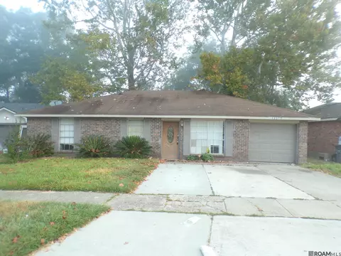 13941 Rampart Ct, Baton Rouge, LA 70810