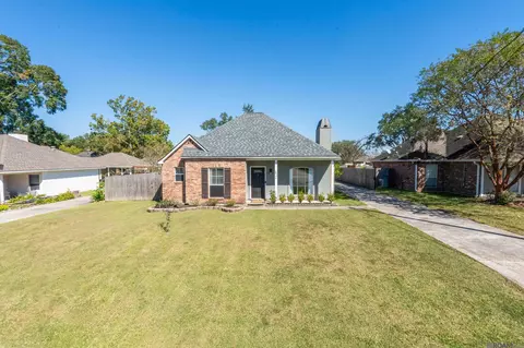 18594 Red Oak Dr, Prairieville, LA 70769