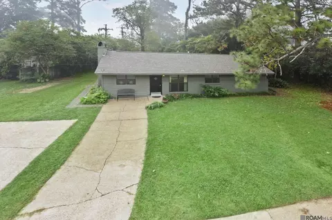 5262 Pine St, Saint Francisville, LA 70775