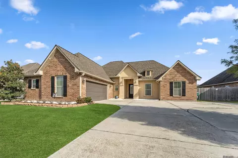 4596 Stonewall Dr, Addis, LA 70710