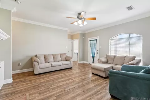 12738 Landon Dr, Walker, LA 70785 photo 5