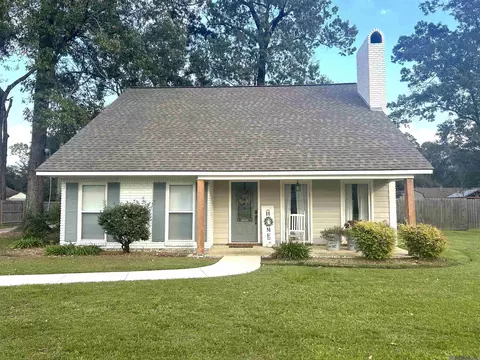 7554 Pippin Ln, Greenwell Springs, LA 70739