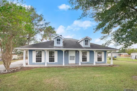3337 Jackson St, Darrow, LA 70725