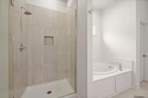 Bath - 464 Sweet Grass Loop, Thibodaux, LA 70301 photo 2 of 4