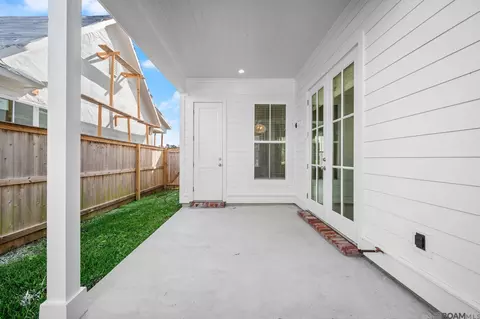 Exterior - 464 Sweet Grass Loop, Thibodaux, LA 70301 photo 6 of 7