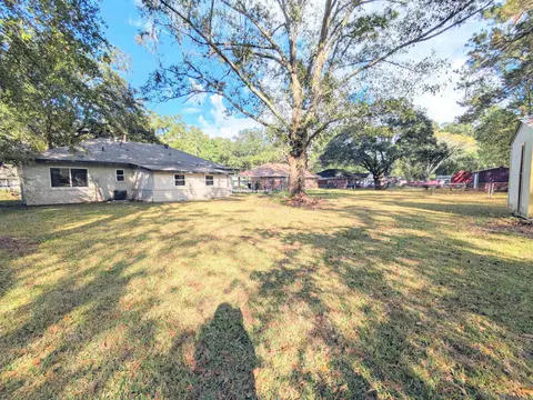 Exterior - 7128 Juno Dr, Baker, LA 70714 photo 2 of 4