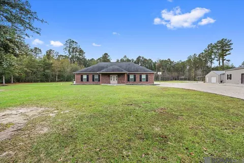 31859 Pea Ridge Rd, Albany, LA 70711