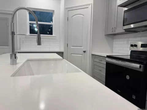 26205 Riverscape Dr, Springfield, LA 70462 photo 6