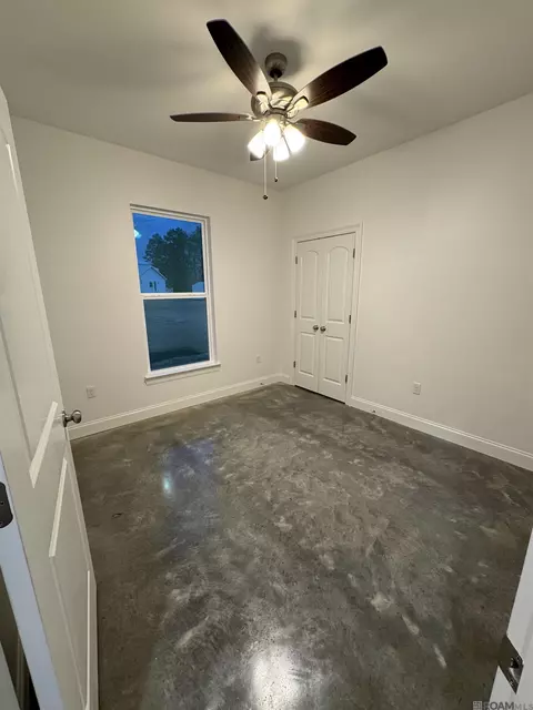 26205 Riverscape Dr, Springfield, LA 70462 photo 12
