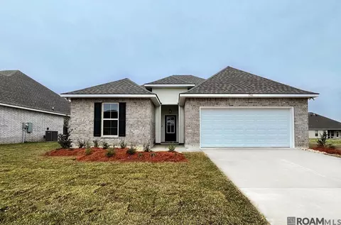 1546 Cavalry Ave, Zachary, LA 70791