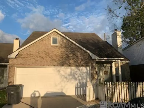 8927 Sassafras Dr, Baton Rouge, LA 70817