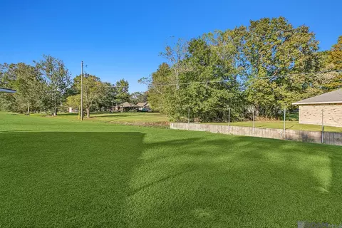 Exterior - 13205 Galloway Garden Rd, Walker, LA 70785 photo 3 of 4