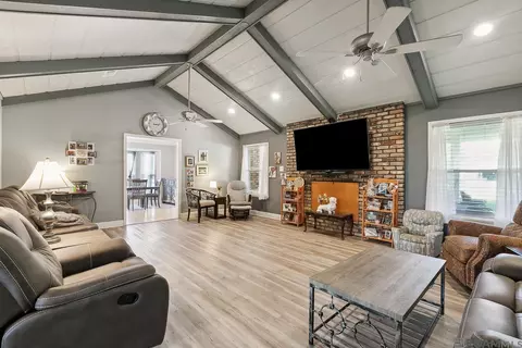 Living - 13205 Galloway Garden Rd, Walker, LA 70785 photo 1 of 1