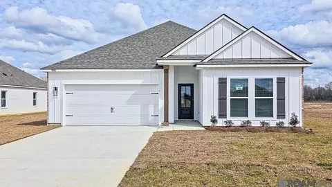 7038 Stable St, Zachary, LA 70791