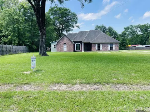 315 Day Dr, Baker, LA 70714 photo 2