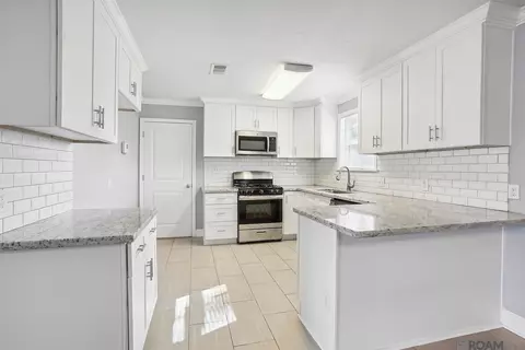 5125 Universal Ave, Greenwell Springs, LA 70739