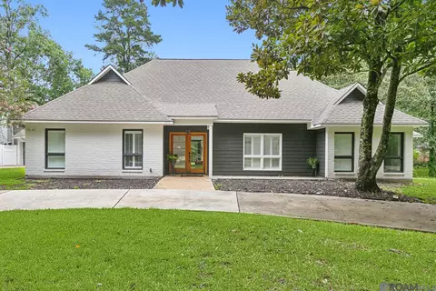 4623 Woodlake Dr, Baton Rouge, LA 70817