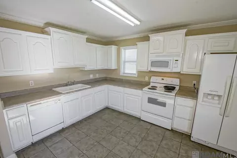 26350 Riverscape Dr, Springfield, LA 70462 photo 14