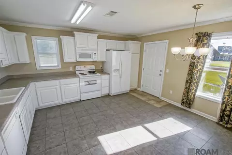 26350 Riverscape Dr, Springfield, LA 70462 photo 13