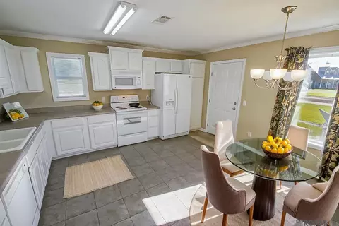 26350 Riverscape Dr, Springfield, LA 70462 photo 12