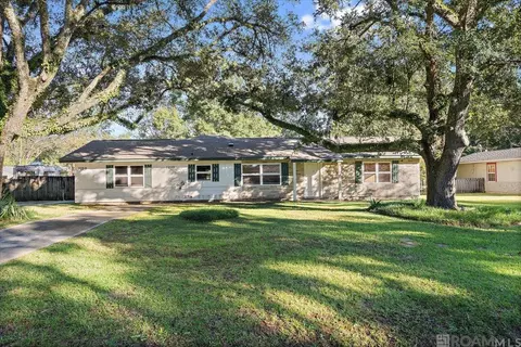 7259 Colfax Dr, Baker, LA 70714