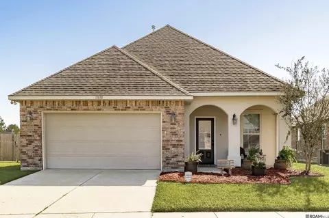 12828 Fairwood Ct, Baton Rouge, LA 70816