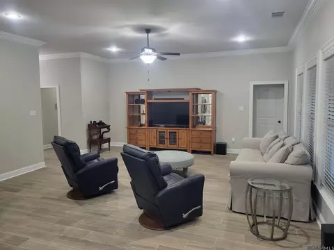 457 Tiger Ave, Covington, LA 70433 photo 6