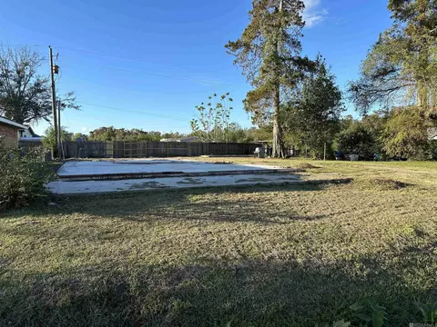 305 Melanie Ln, Gray, LA 70359 photo 1