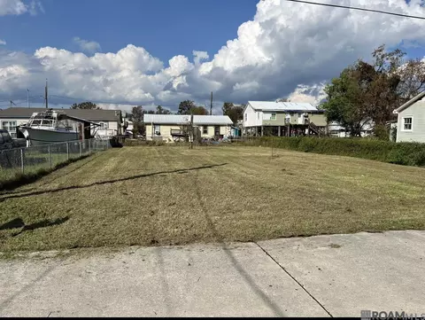 116 Pine St, Chauvin, LA 70344