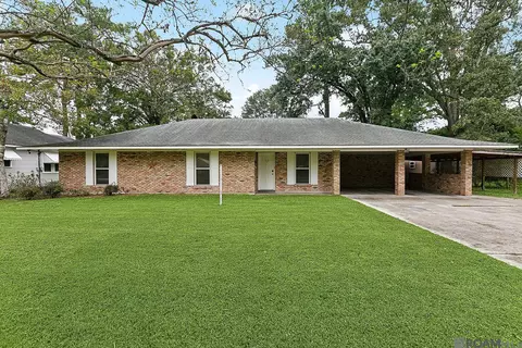 410 E Mcarthur St, Gonzales, LA 70737