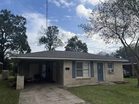 58921 Obier St, Plaquemine, LA 70764