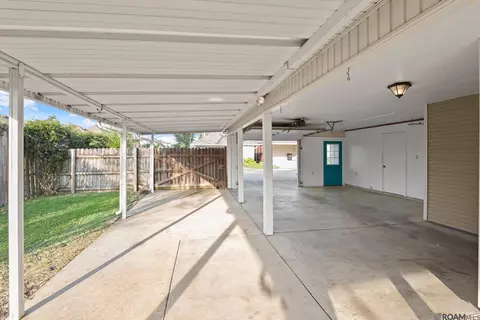 3347 Myrtle Grove Dr, Baton Rouge, LA 70810