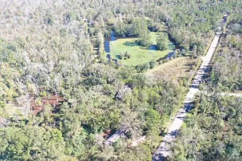 23496 Hutchinson Rd, Springfield, LA 70462