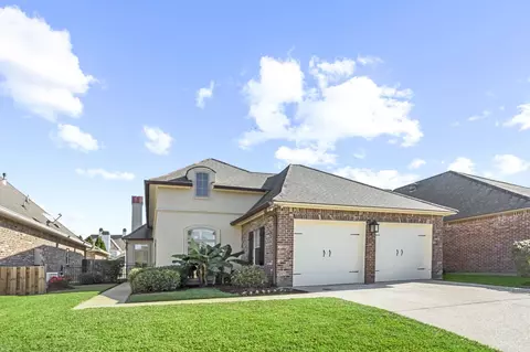 19445 Kellywood Ct, Baton Rouge, LA 70809