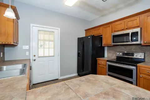 13655 Hope Haven Dr, Walker, LA 70785 photo 16