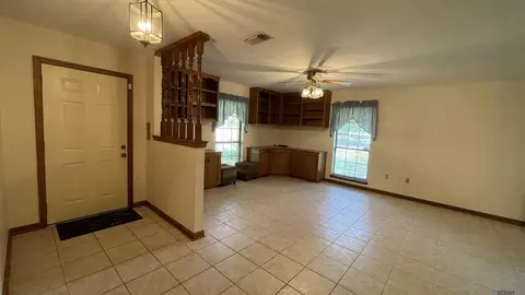 15038 Crystal Dr, Central, LA 70770 photo 18