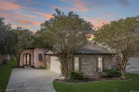 1720 Pointe South Dr, Zachary, LA 70791
