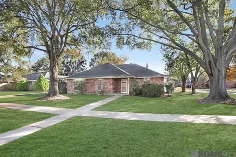 5629 Estelle Dr, Baton Rouge, LA 70817